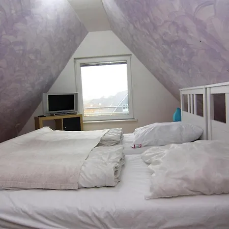 Vacation Home, Holiday home